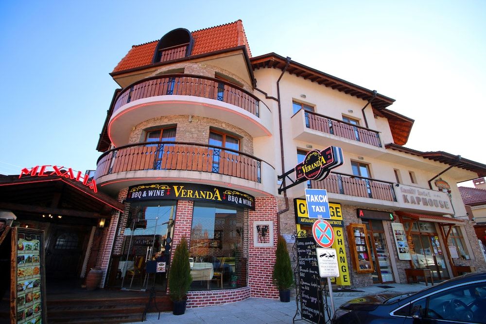 Kap House Family Hotel 1
