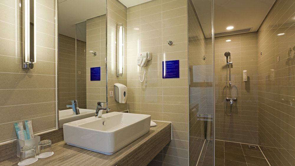 Holiday Inn Express Xi'an High-tech Zone by IHG 1