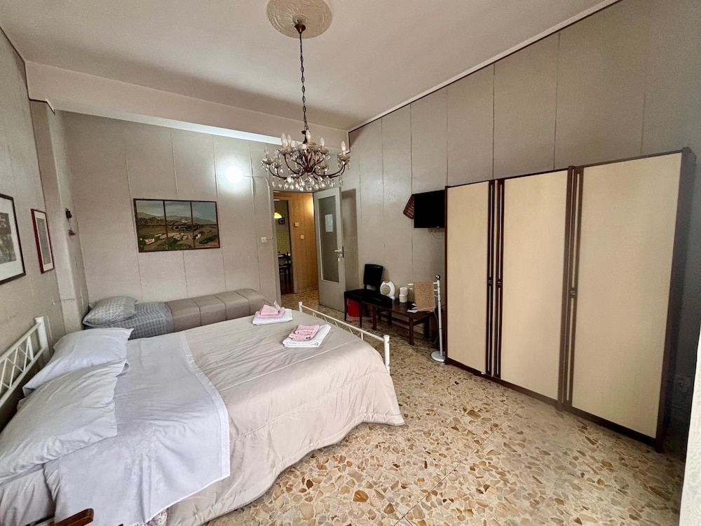 Room-stanza in Affitto Giarre 2