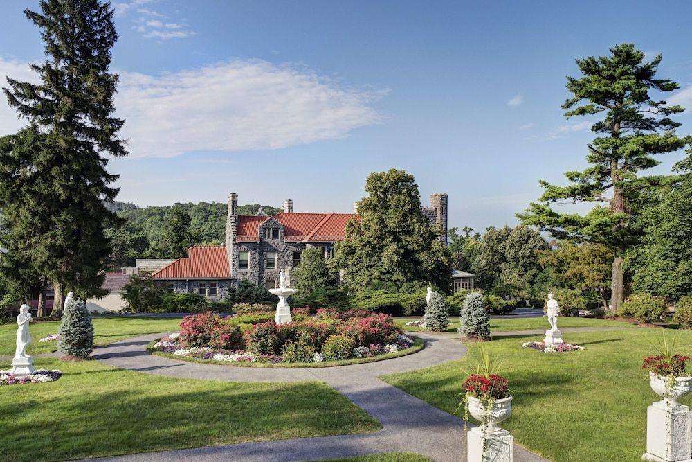 Tarrytown House Estate 1