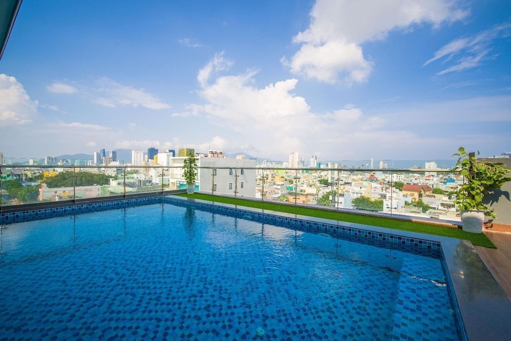 Quoc Cuong Center Da Nang Hotel by Haviland 1