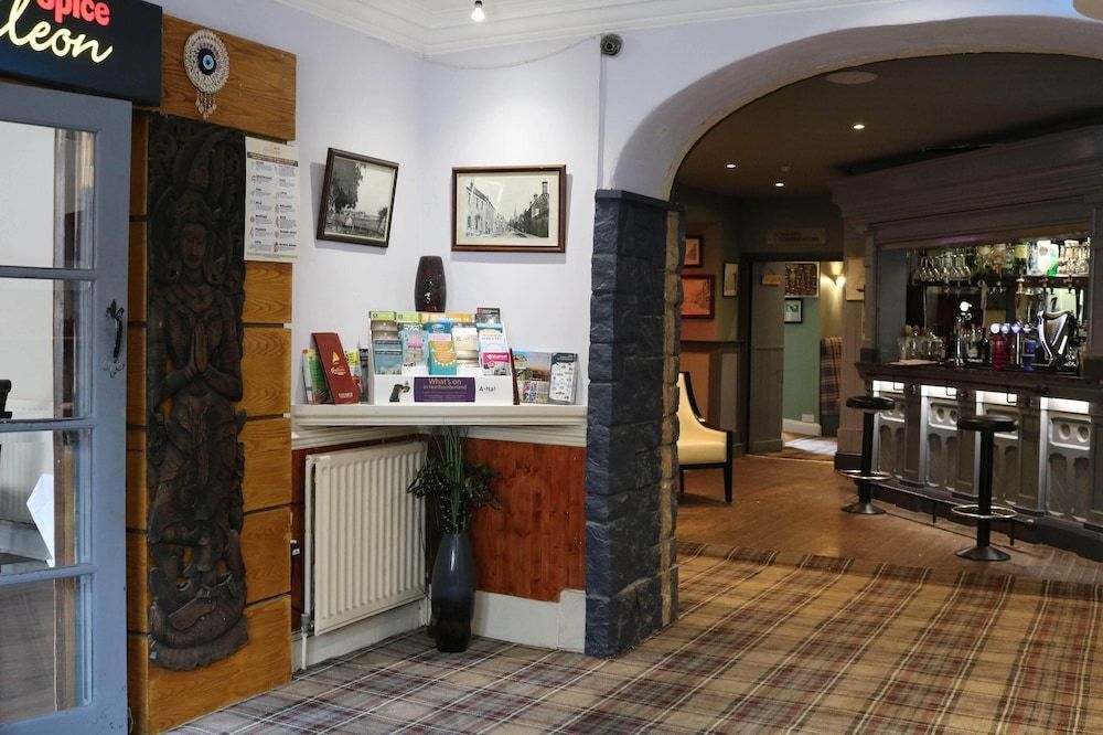 Schooner Hotel 2