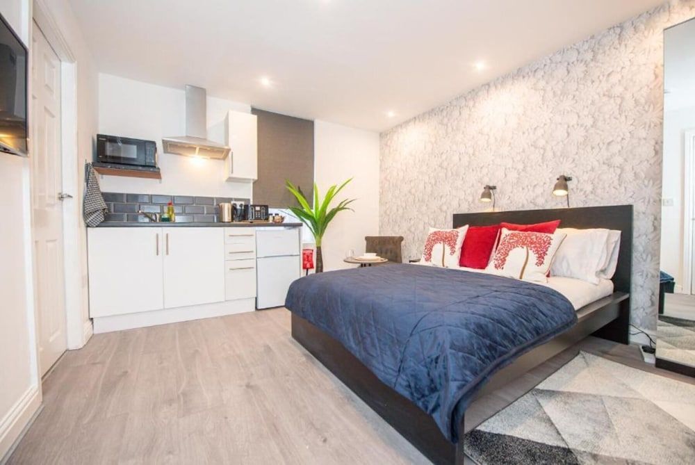 The Blossoms Studio Apartments 2