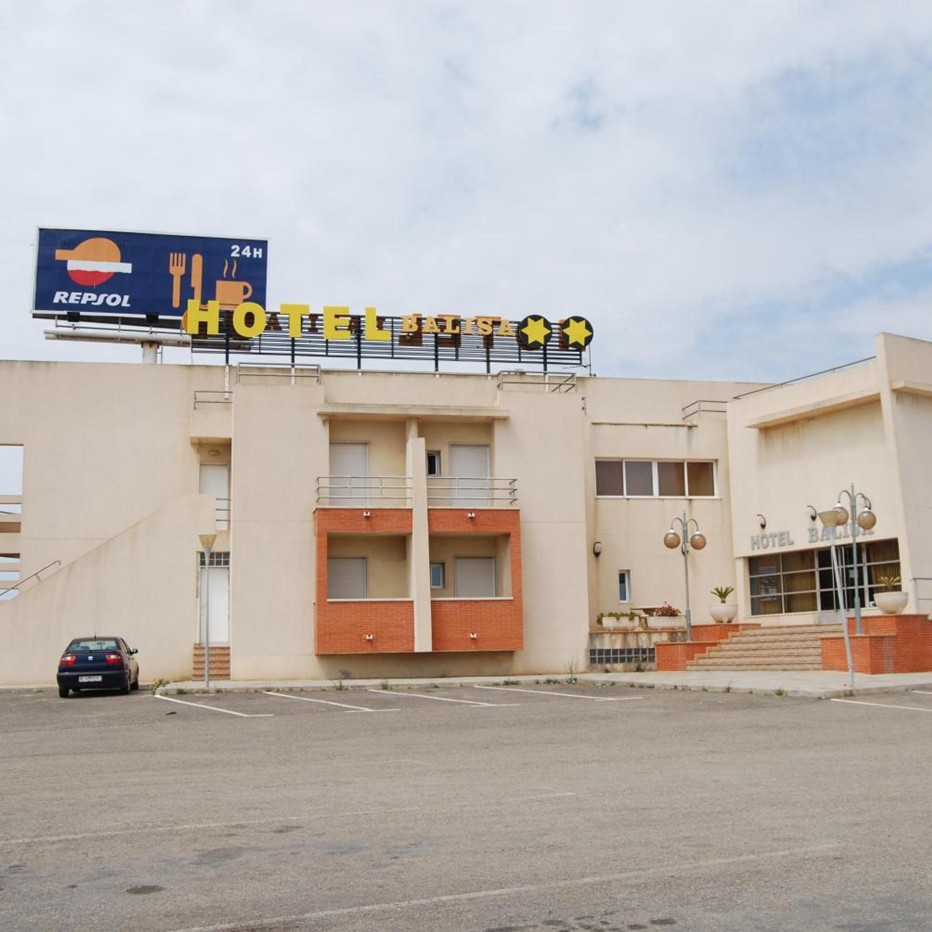 Bayo Lirola Hotel Balisa 2
