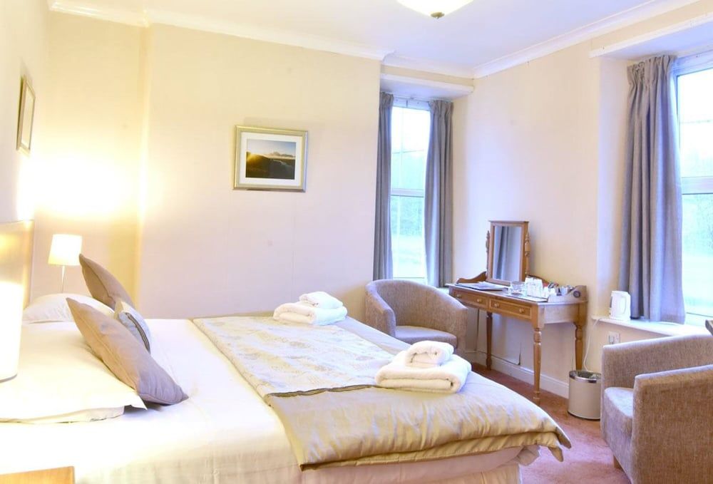 Brook House Inn 2