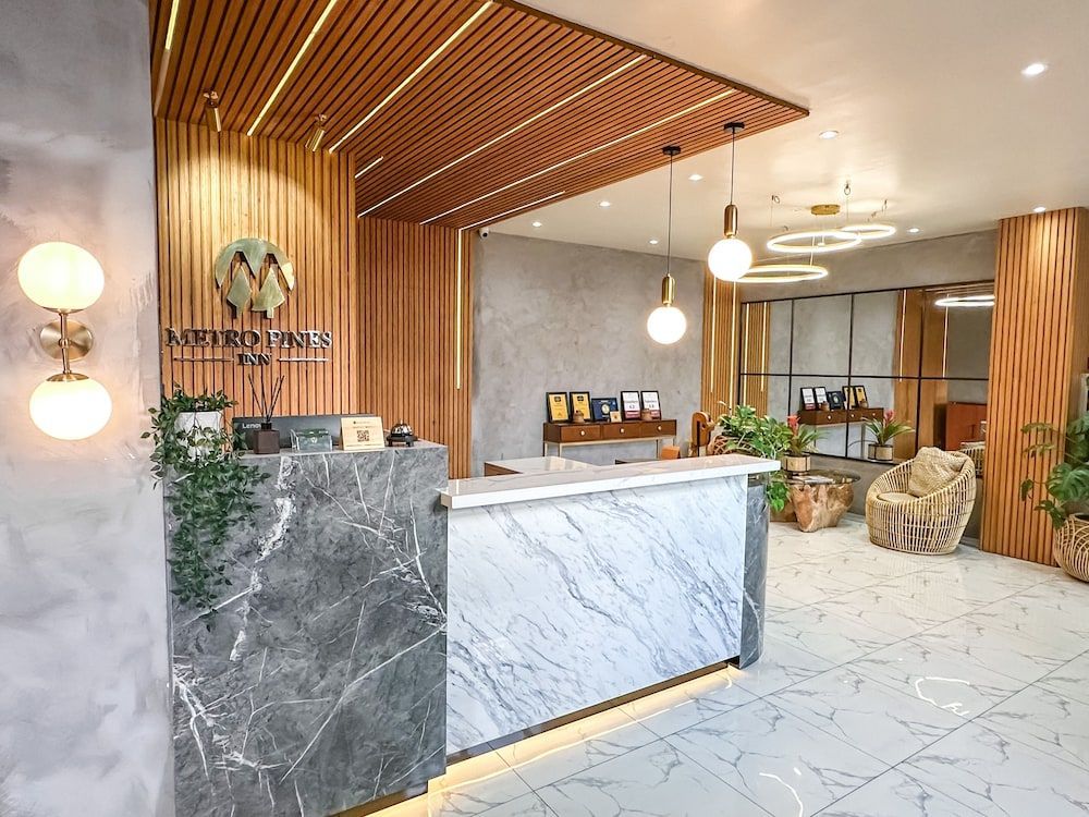 Metro Pines Inn 1