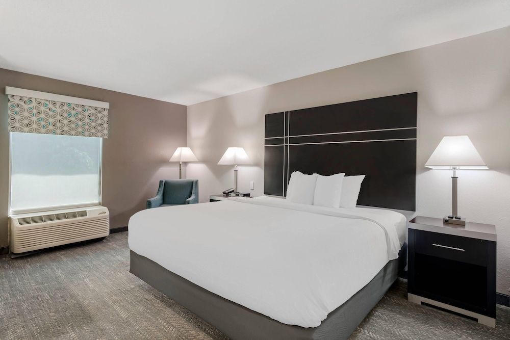 Quality Inn & Suites Union City - Atlanta South 1