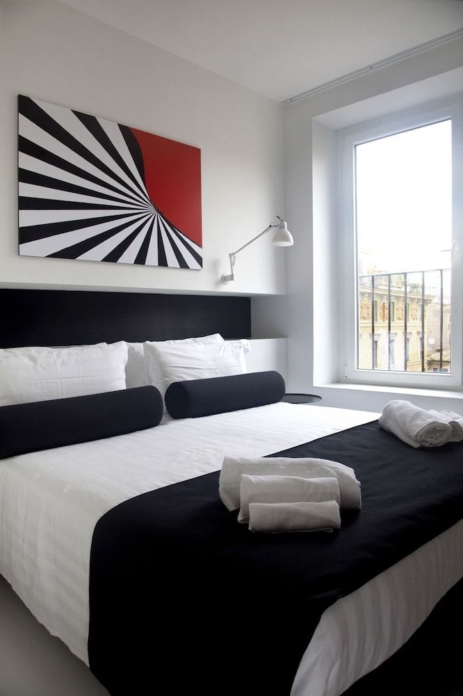 Sora Luxury Inn 2