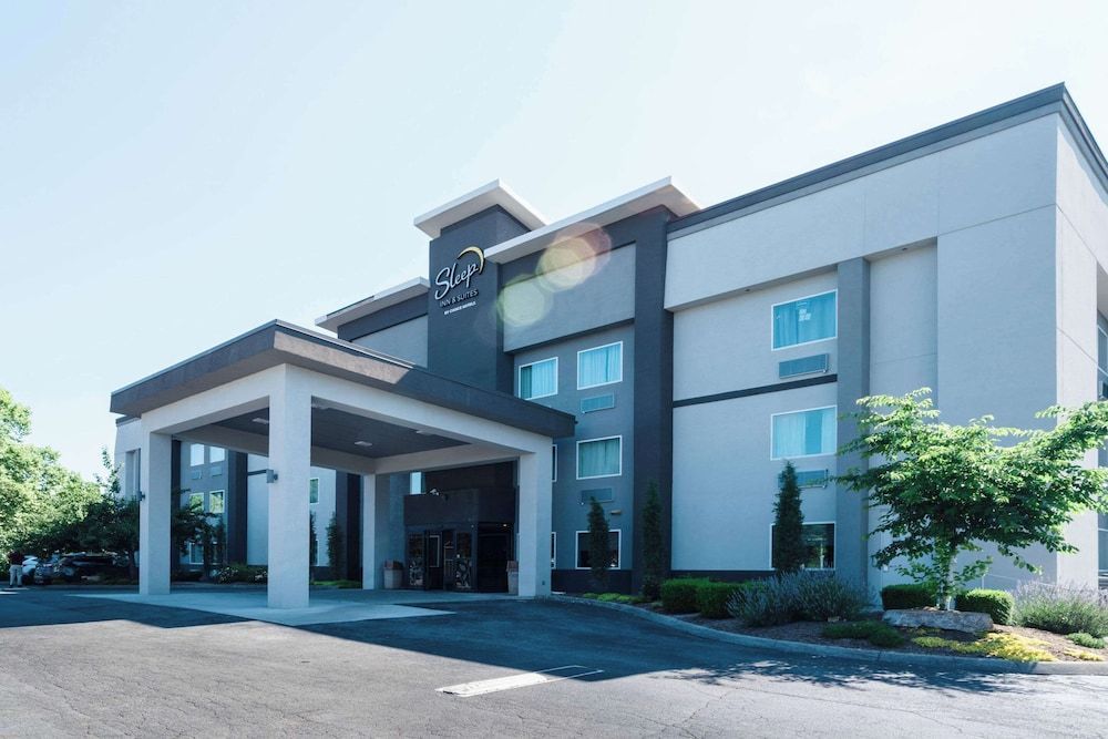 Sleep Inn & Suites West Knoxville 1