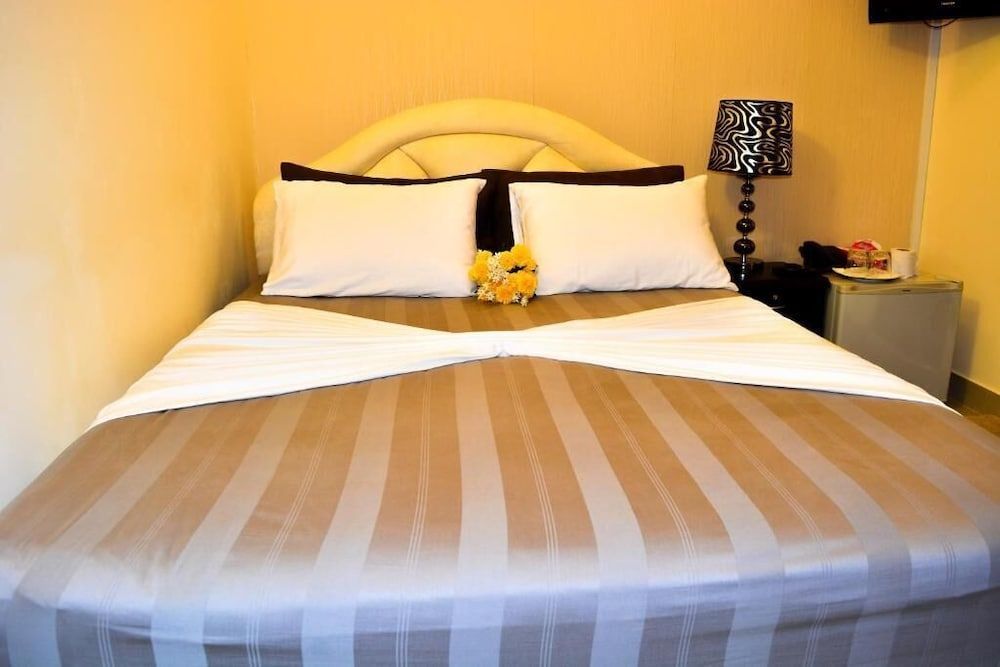 BEACH PALACE HOTEL 1