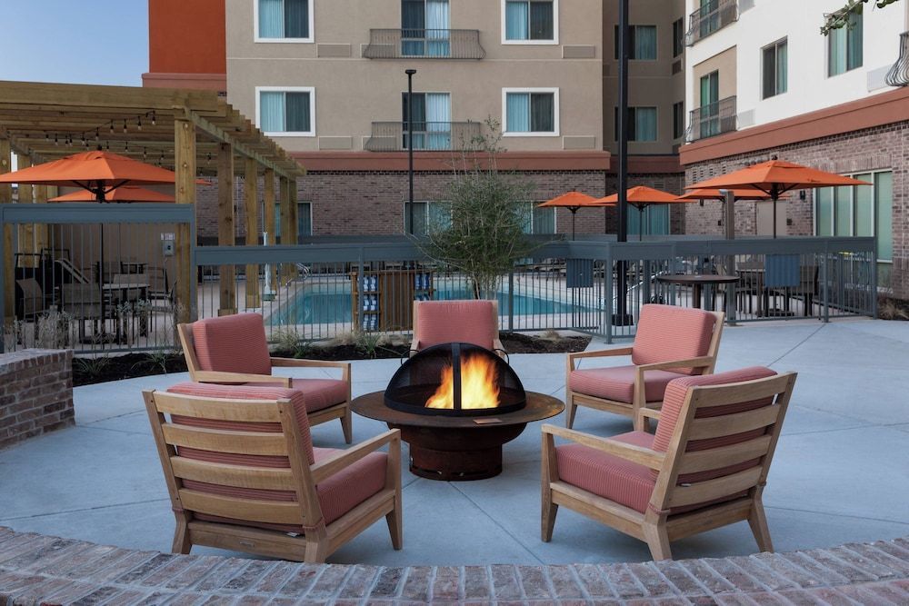 Courtyard by Marriott Fort Worth Historic Stockyards 1