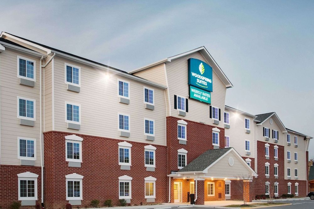 WoodSpring Suites Fredericksburg 1