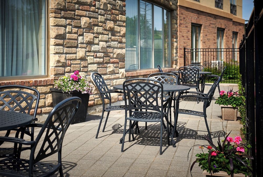 Holiday Inn Express & Suites HUNTSVILLE - MUSKOKA by IHG 1