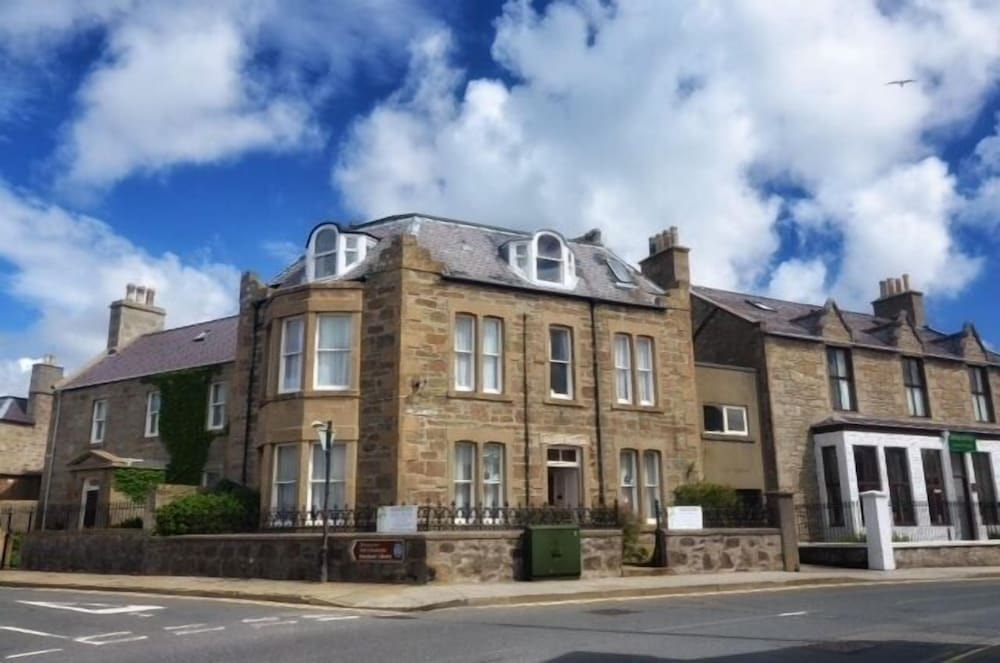 Eddlewood Guest House 1