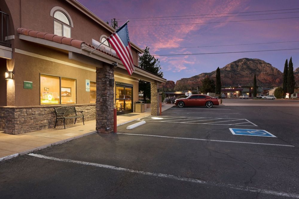 GreenTree Inn Sedona 2