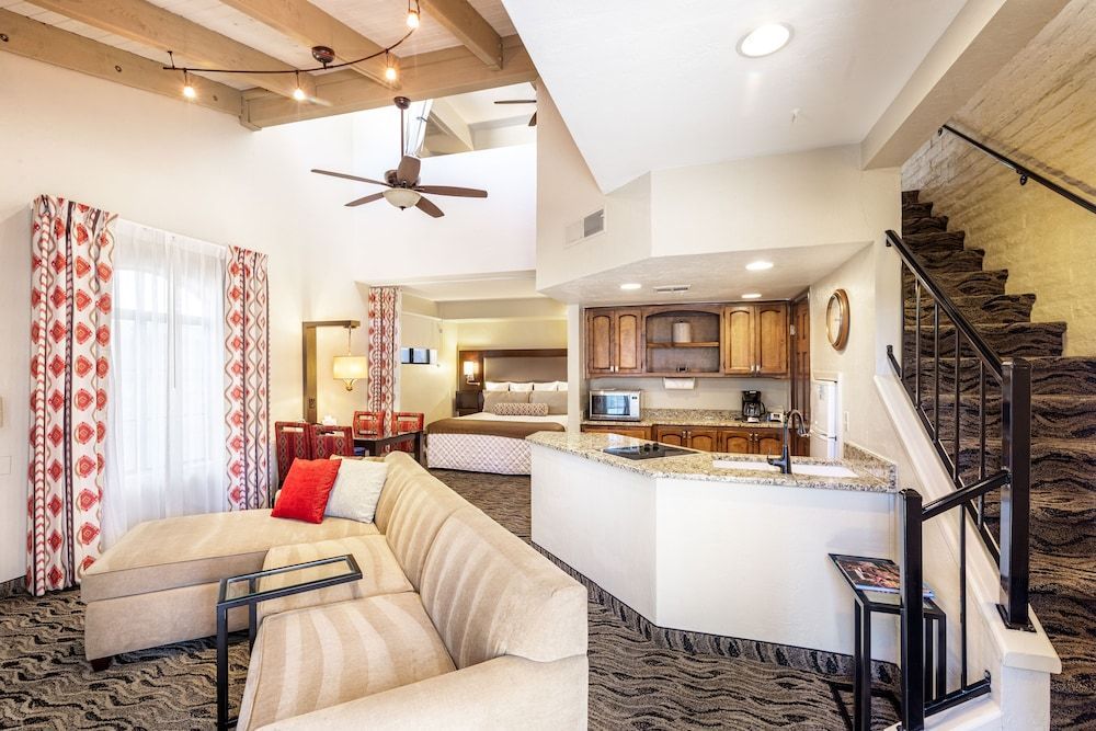 Scottsdale Camelback Resort 2