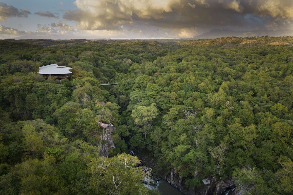 Rio Perdido Hotel & Thermal River 1