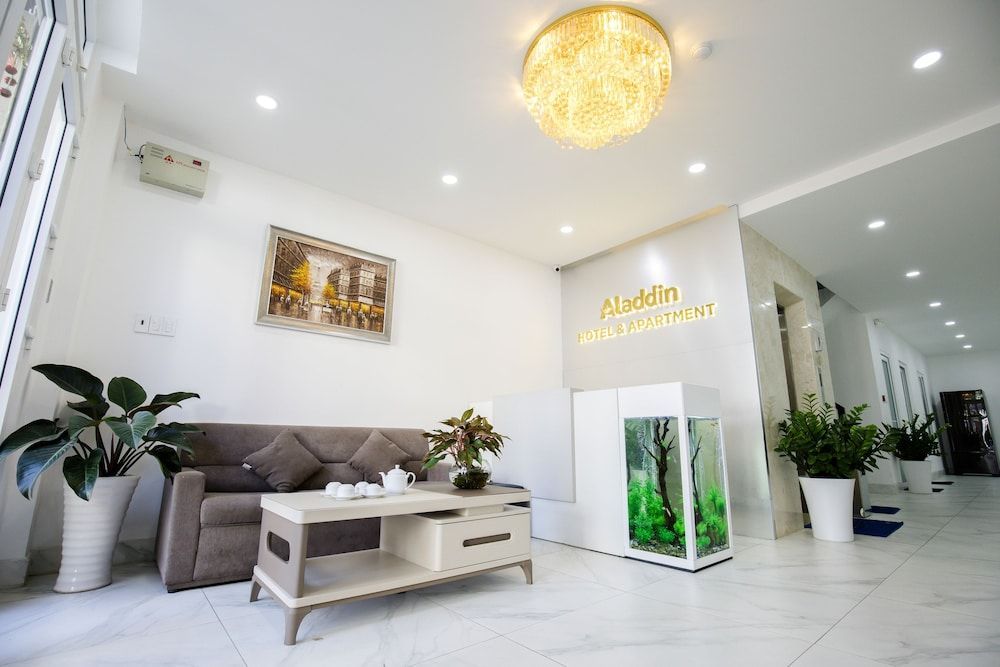 Aladdin Hotel 1