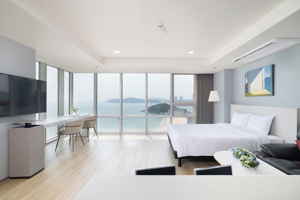 Haeundae Seacloud Hotel Residence 1