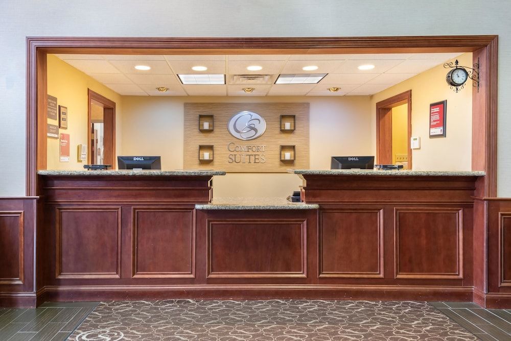 Comfort Suites Findlay I-75 near Sports Complex 2