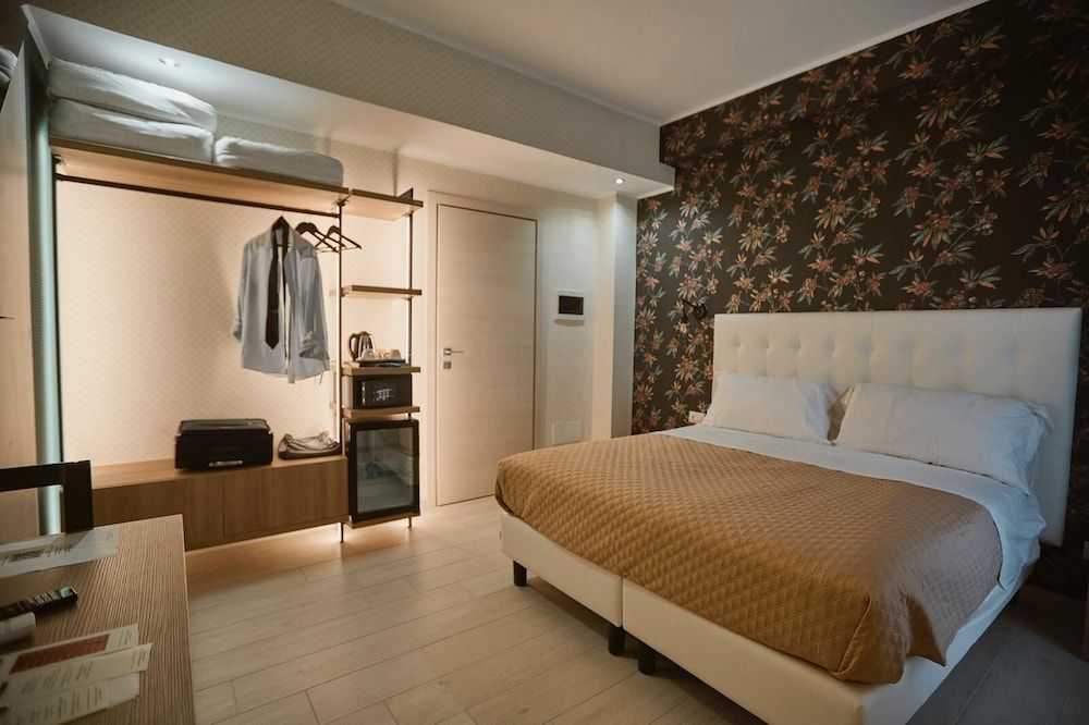 Castrichella Smart Boutique Hotel Rome Airport 1