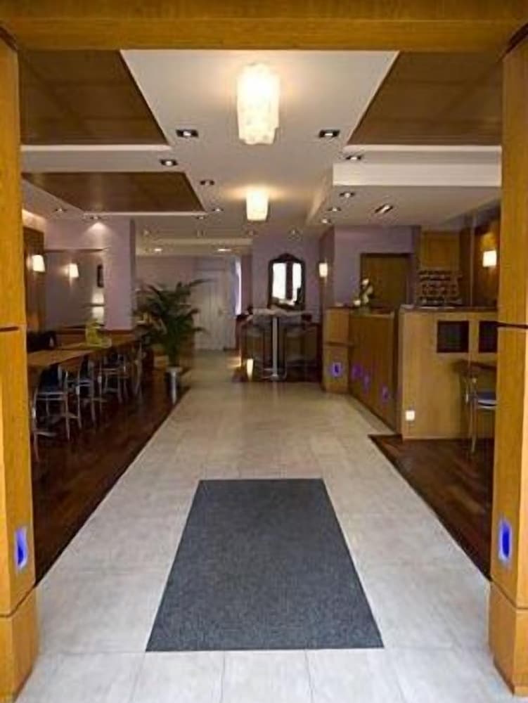 Hotel De La Rade 1