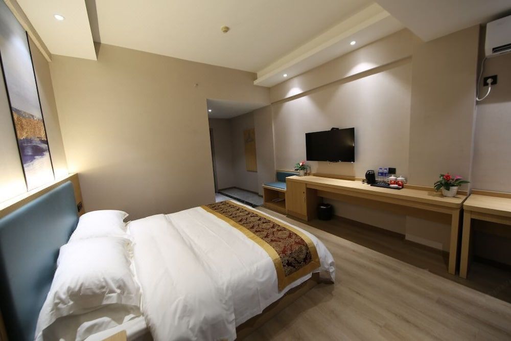 Gold Floor 1