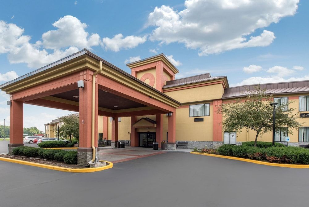 Quality Inn & Suites Brownsburg - Indianapolis West 1