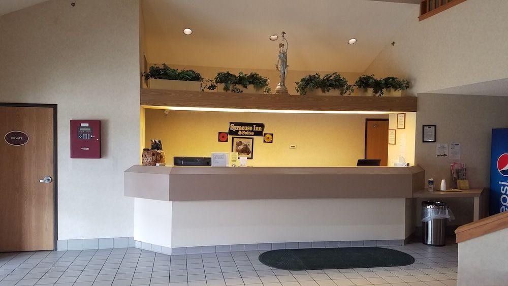 Syracuse Inn and Suites 2