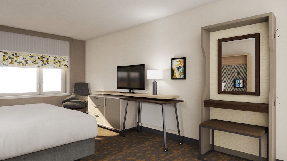 Holiday Inn CHICAGO - MIDWAY AIRPORT S by IHG 2