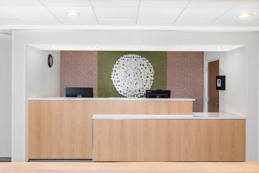 Fairfield Inn by Marriott Evansville East 2