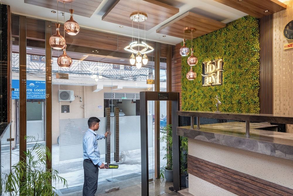 Hotel Royal Inn igi 2