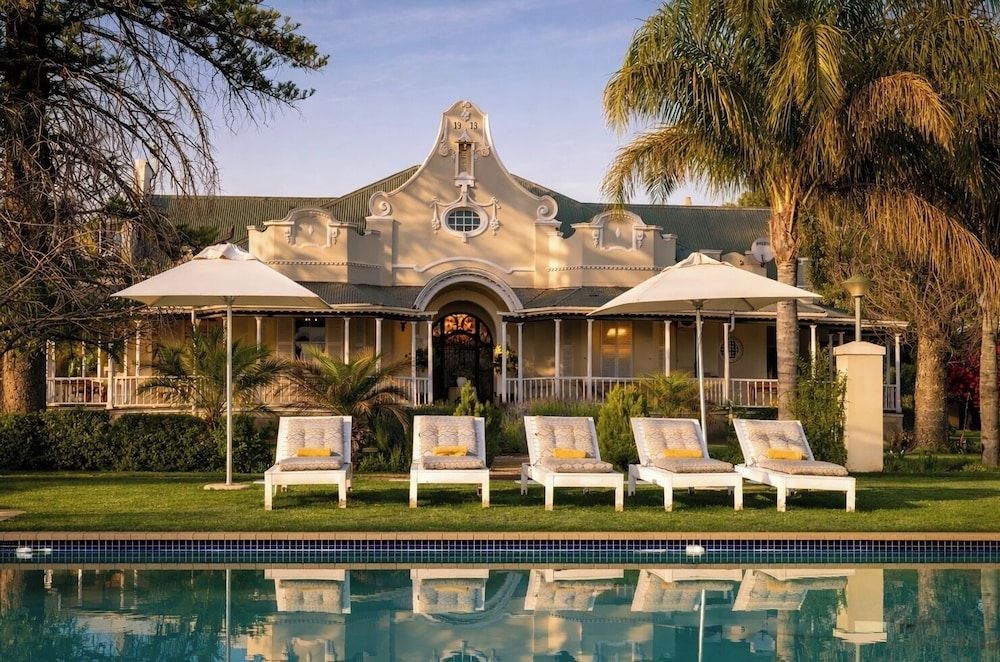 Bakenskraal Ostrich Palace 1