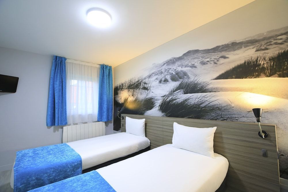 Brit Hotel Le Polder 2