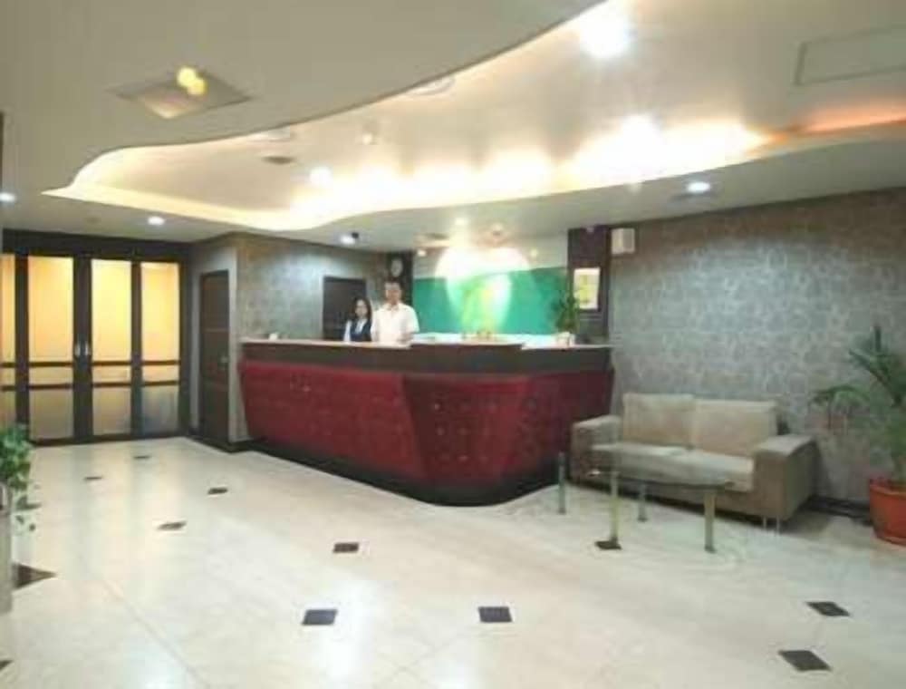 Left Bank Hotel 1