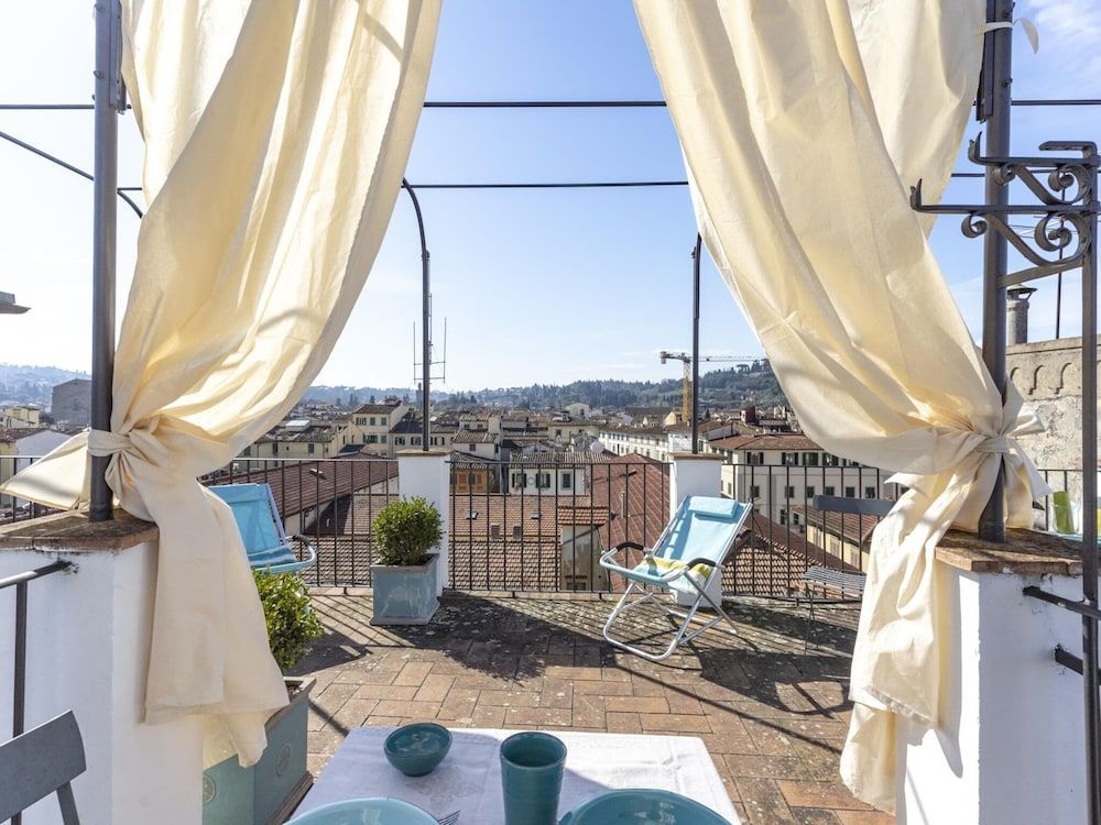 Apartment in Florence With Rooftop Views 1