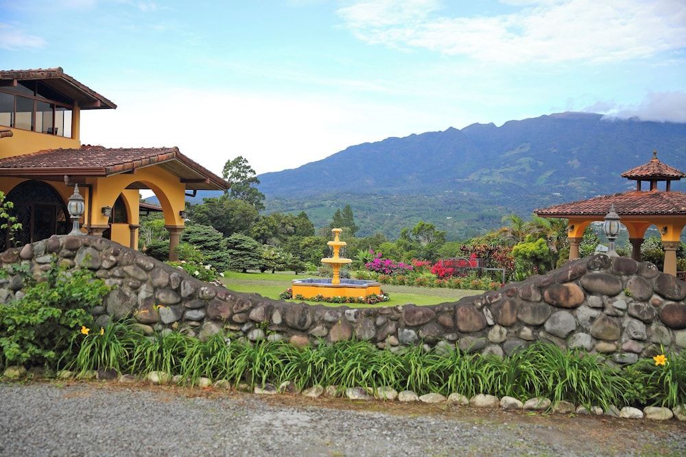 Los Establos Boutique Resort - All Inclusive-Tours Included 1