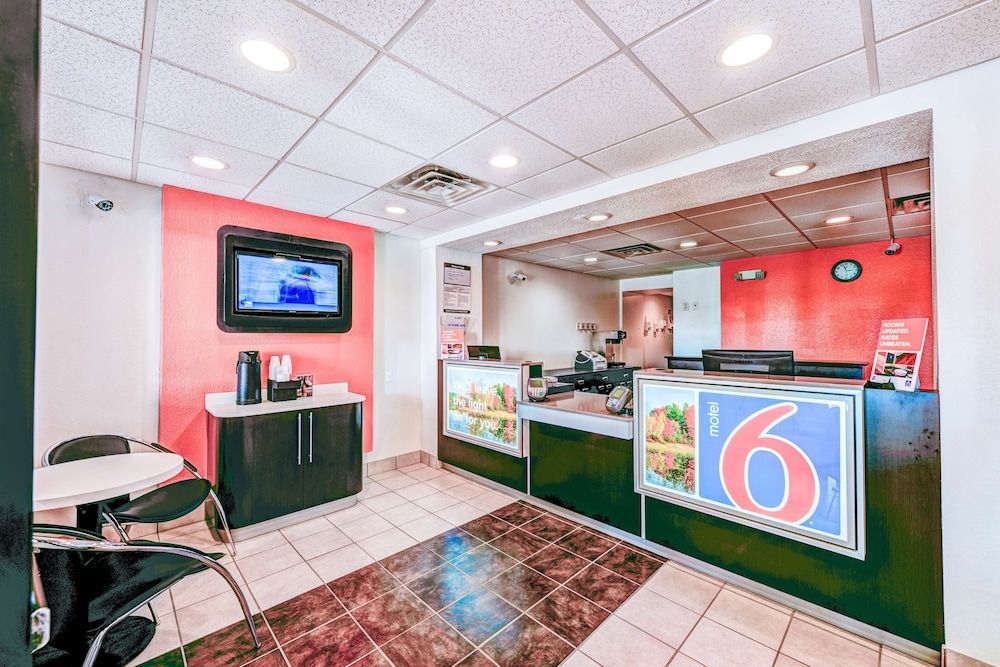 Motel 6-Niantic, CT - New London 2