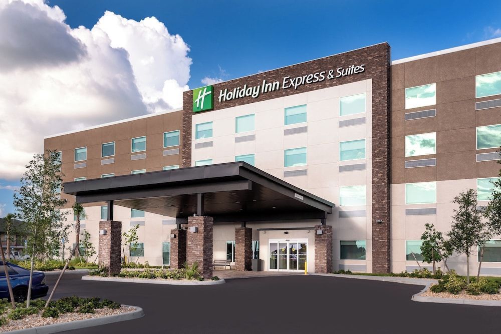 Holiday Inn Express & Suites PUNTA GORDA by IHG 1