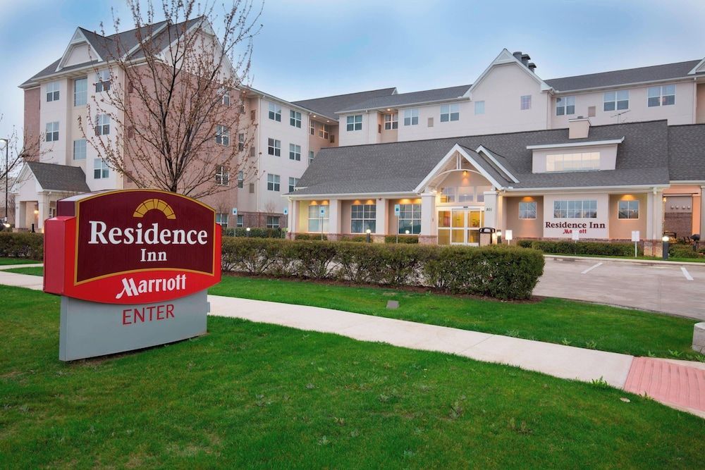 Residence Inn by Marriott Arlington South 1