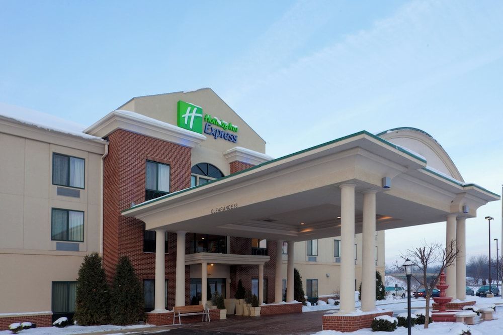 Holiday Inn Express LORDSTOWN-NEWTON FALLS/WARREN by IHG 1