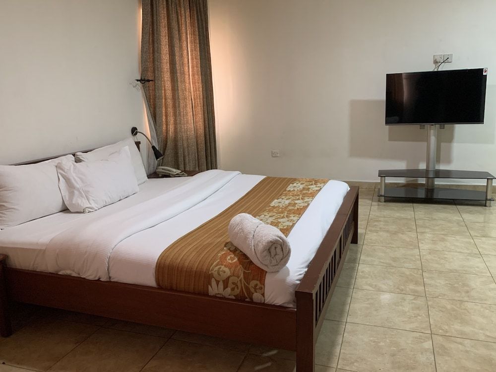 FOSTER INN -ASAKE 2