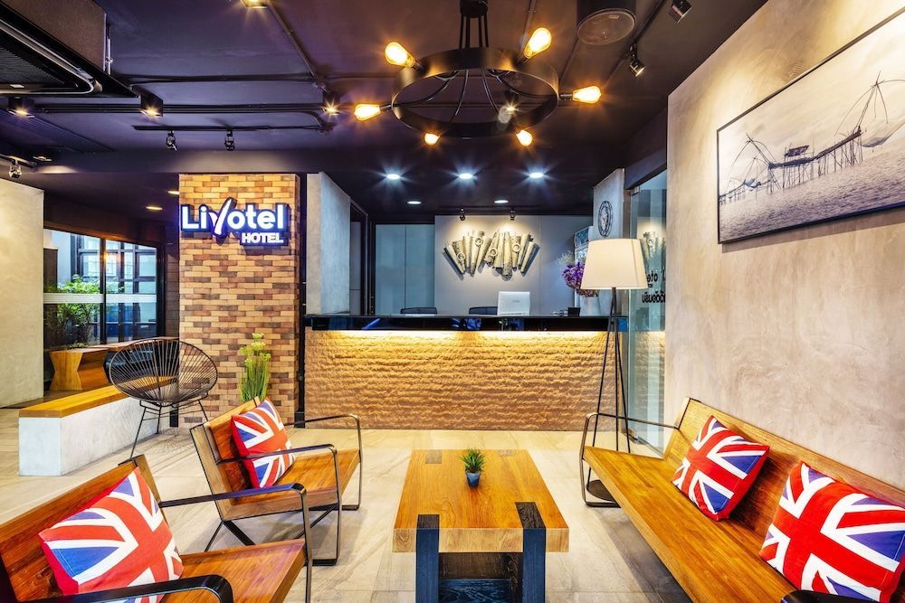 Livotel Express Hotel Bang Kruai Nonthaburi - No Parking 1