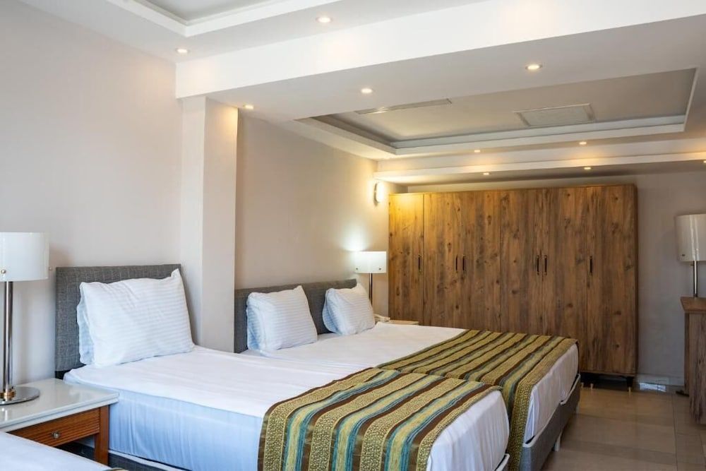 Velaris Boutıque Hotel 2