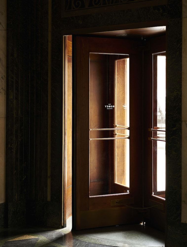 The Robey, Chicago, a Member of Design Hotels 2