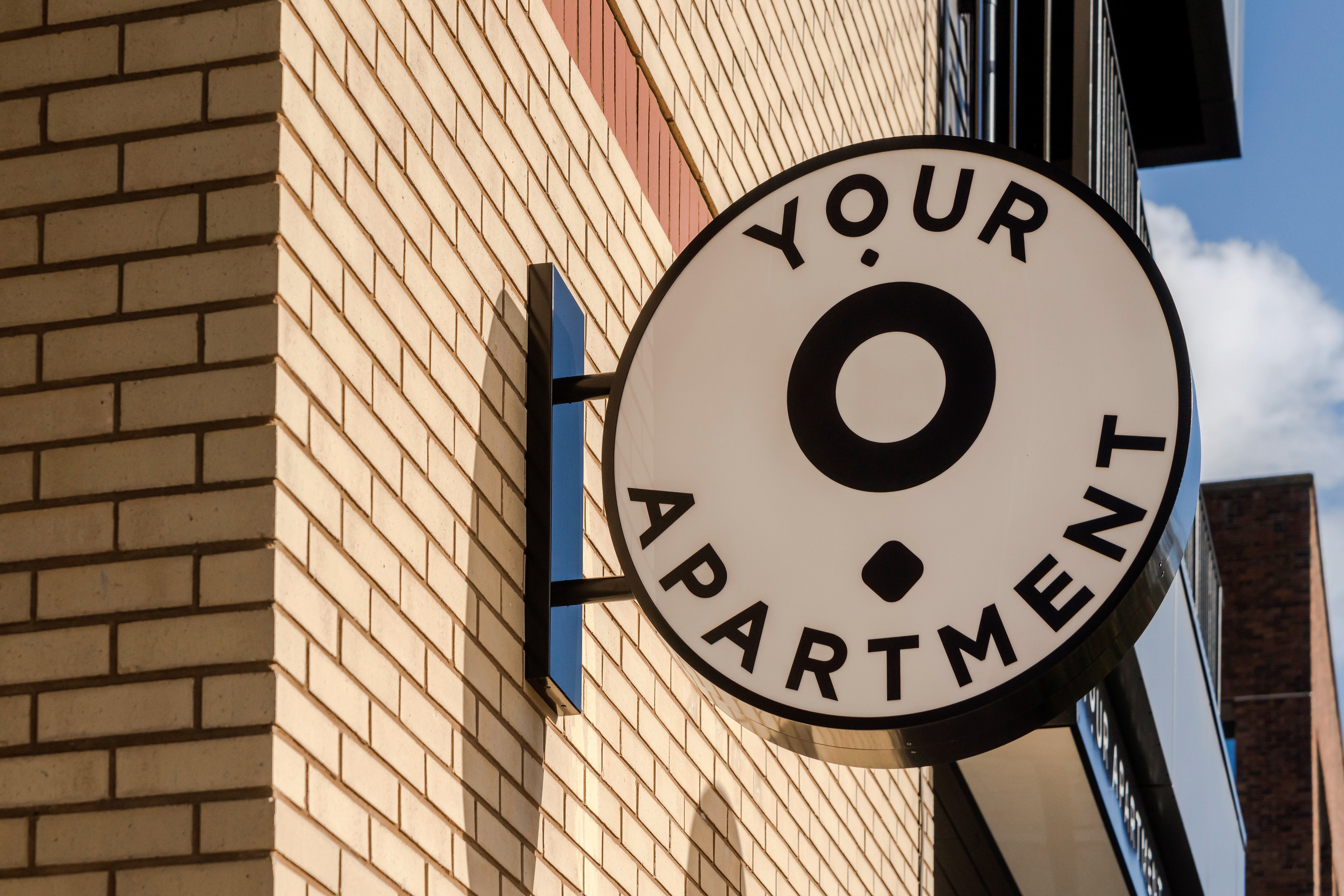 Milton Keynes - Your Apartment 2