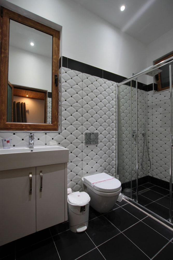 ORCHIDS Hotel 2
