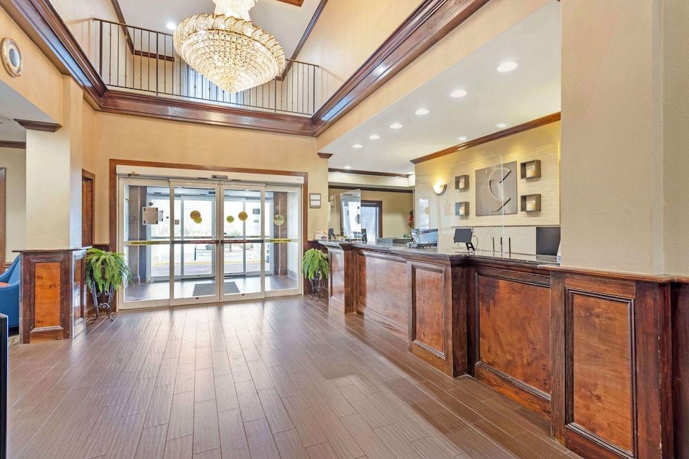 Comfort Inn & Suites Carneys Point - Pennsville 2