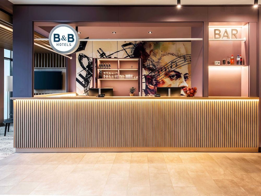 B&B HOTEL Salzburg-Süd 2