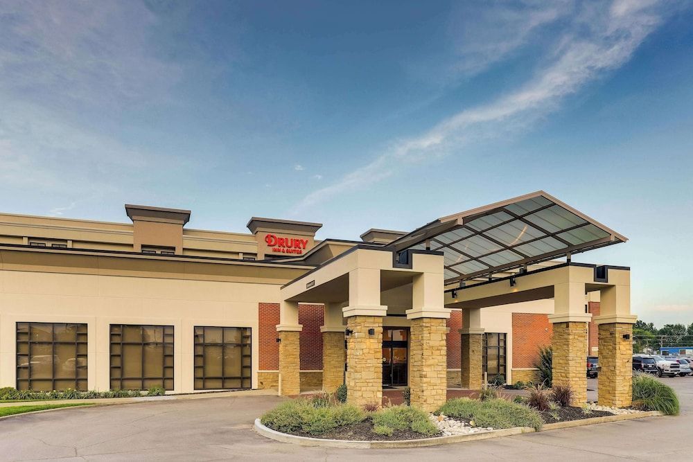 Drury Inn & Suites St Joseph 1